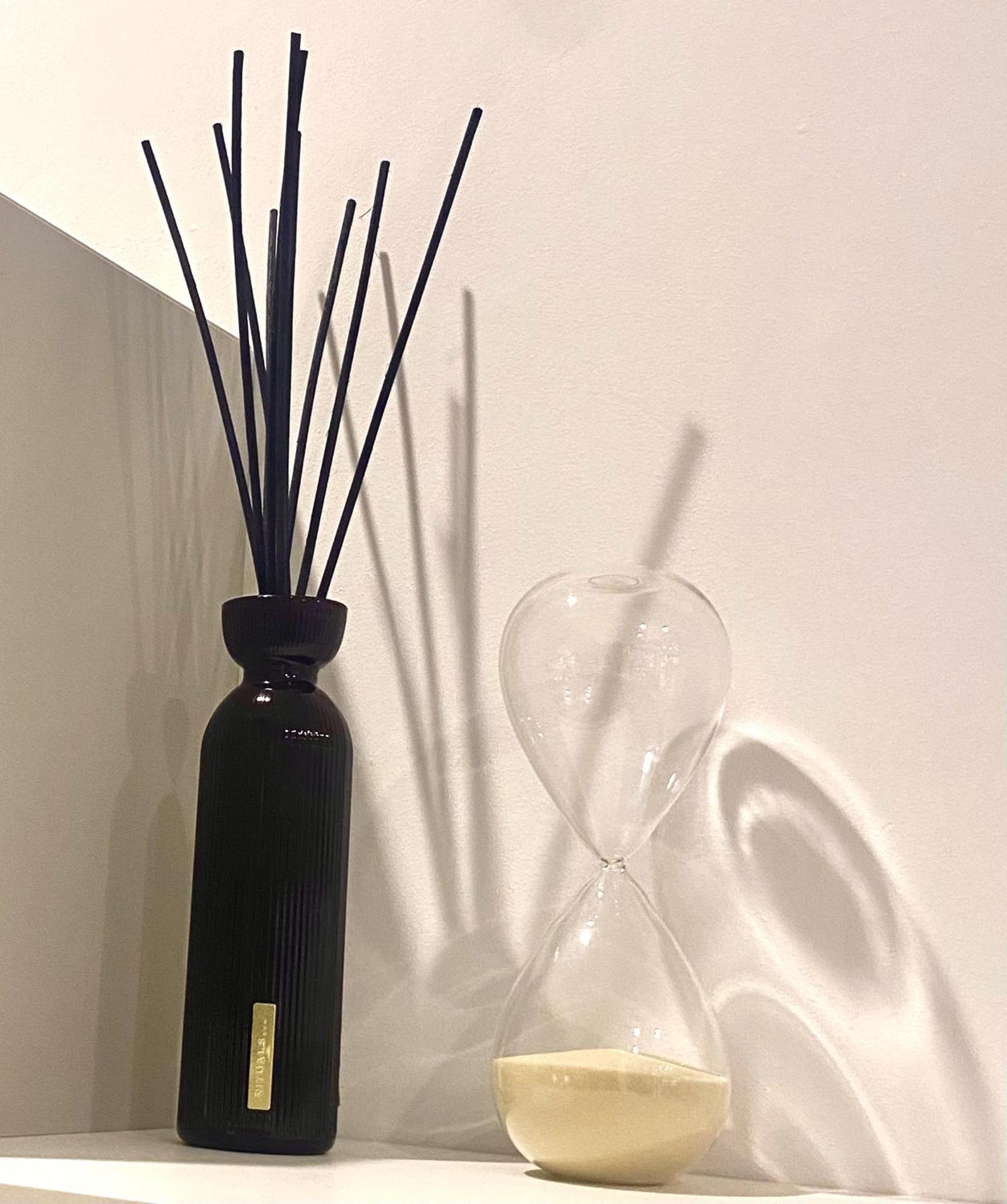 Barcelona Chic Apartments- Free Parking - 10 Min From Bcn City Centre By Metro Εξωτερικό φωτογραφία